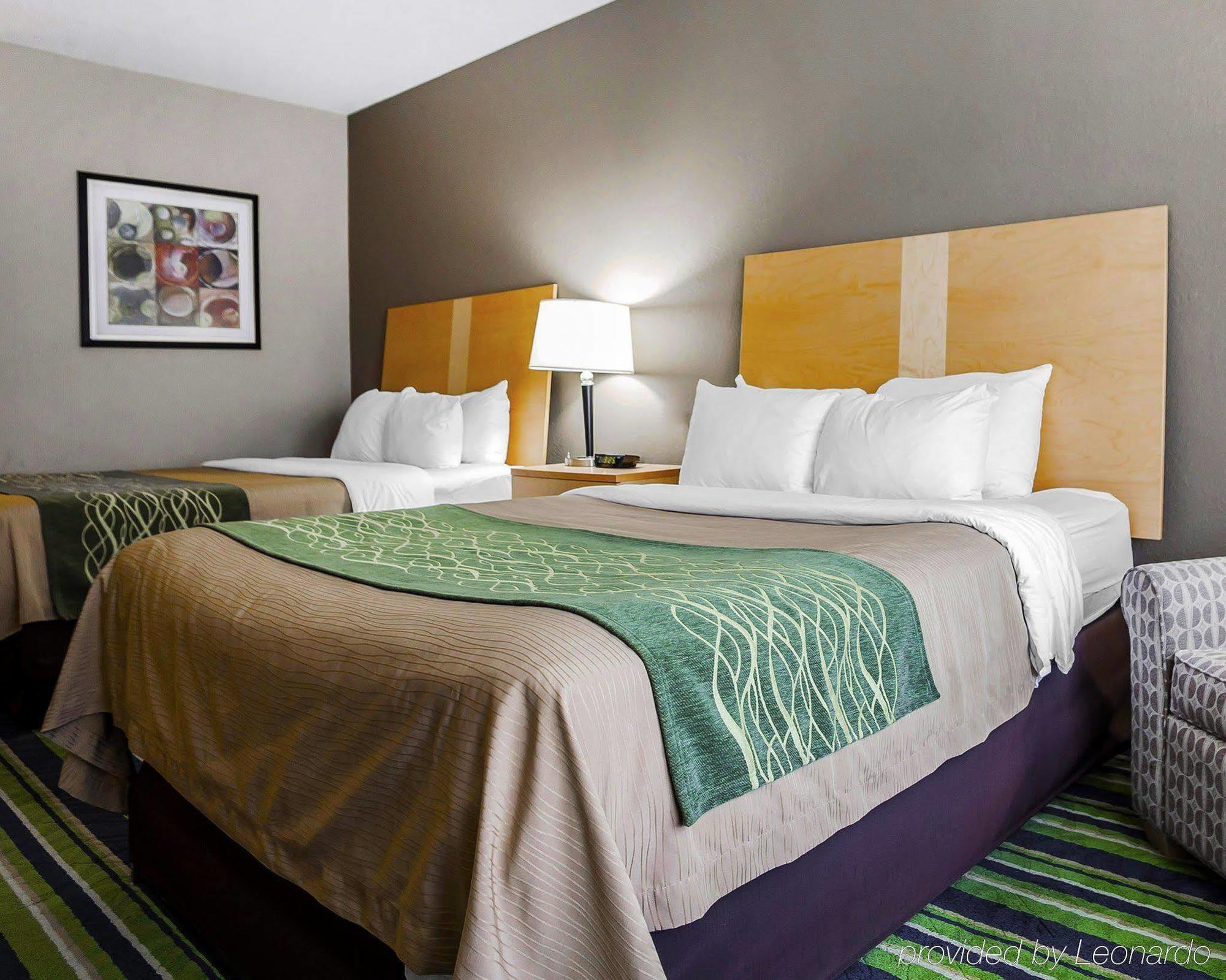 Comfort Inn Kansas City / Airport ภายนอก รูปภาพ
