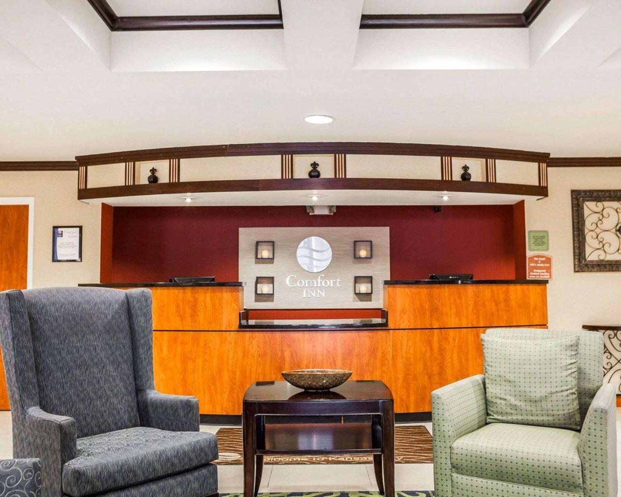 Comfort Inn Kansas City / Airport ภายนอก รูปภาพ